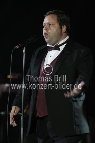 Britische Tenor Paul Potts gastiert auf seiner 