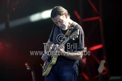 Britische Sänger und Blues-Gitarrist Chris Rea gastiert auf seiner 