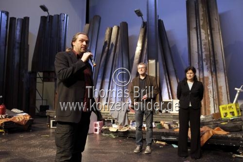 Georg Kehren, Dr. Birgit Meyer, Patrick Wasserbauer und Hanna Koller bei der Jahrespressekonferenz der Oper Köln in der Oper am Dom Köln (© Thomas Brill) Georg Kehren, Dr. Birgit Meyer, Patrick Wasserbauer und Hanna Koller bei der Jahrespressekonferenz der Oper Köln in der Oper am Dom Köln (© Thomas Brill)