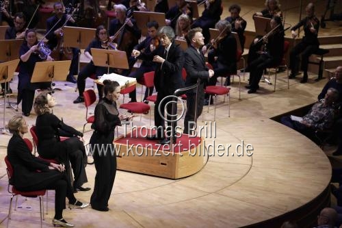 Amerikanische Dirigent Kent Nagano leitet das Concerto Köln in der Kölner Philharmonie (© Thomas Brill)