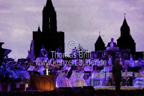 Niederländische Violinist André Rieu gastiert auf seiner 