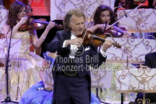Niederländische Violinist André Rieu gastiert auf seiner 