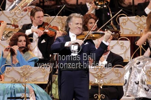 Niederländische Violinist André Rieu gastiert auf seiner 