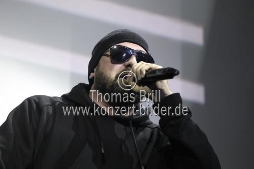 Deutscher Rapper Paul Hartmut Würdig alias Sido gastiert auf seiner 