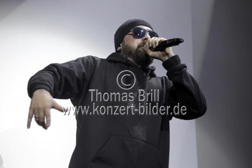 Deutscher Rapper Paul Hartmut Würdig alias Sido gastiert auf seiner 
