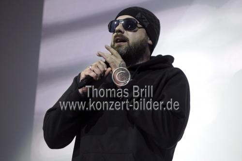 Deutscher Rapper Paul Hartmut Würdig alias Sido gastiert auf seiner 