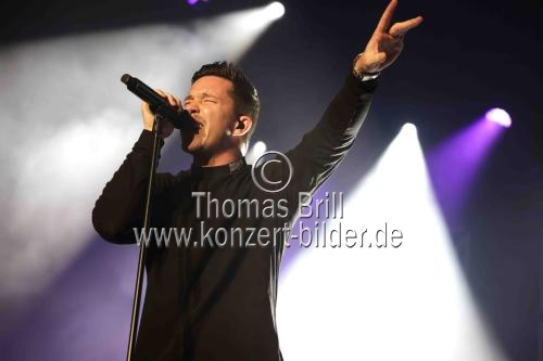 Deutsche Singer-Songwriter Nico Santos gastiert auf ihrer 