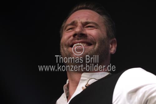 Deutsche Popstar Sasha Schmitz gastiert auf seiner 