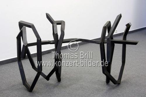 Ausstellung Bewegung-Tanz-Zeichnung-Stahl von Robert Schad gastiert vom 18. Januar bis 15. März 2008 in der Galerie Seippel, Zeughausstrasse 26, Köln (© Thomas Brill)