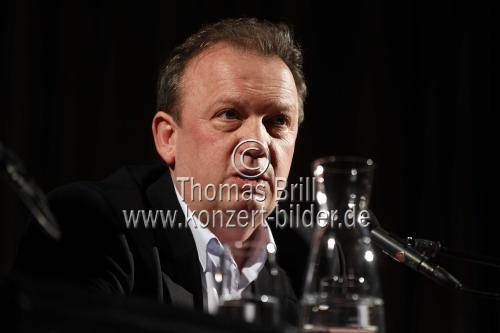 Österreichische Schriftstellerin Eva Menasse und Christian Schärf im Werkstattgespräch 