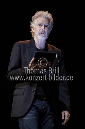 Deutsche Schriftsteller Frank Schätzing stellt seinen neuen Roman 