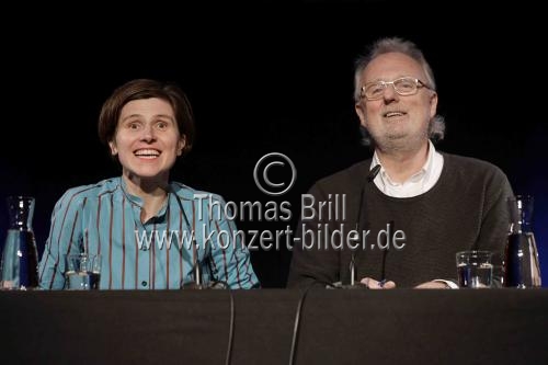 Deutsche Schriftstellerin Judith Schalansky und der deutsche Hubert Winkels sprechen über Schalanskys neues Buch 