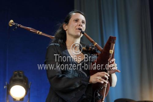 Deutsche Mittelalter-Folk-Rock-Band Schandmaul gastiert auf ihrer 