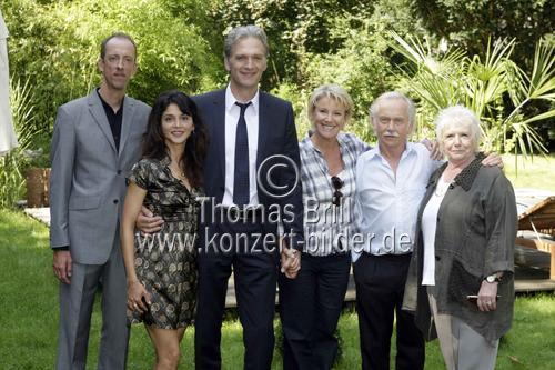 Schauspieler Mariele Millowitsch und Walter Sittler bei den Dreharbeiten zum ZDF-Komödie 