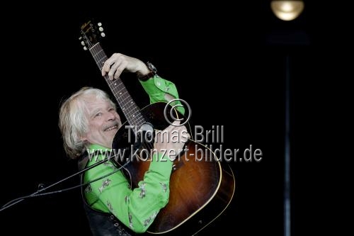 Ruhrpott-Komödiant Helge Schneider gastiert mit seiner Band auf seiner 