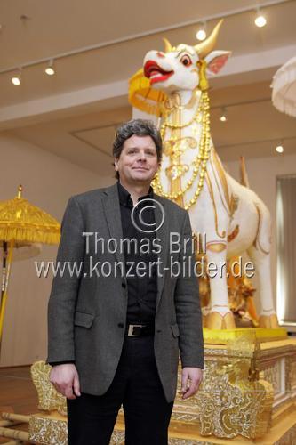 Direktor Rautenstrauch-Joest-Museum Prof. Dr. Klaus Schneider im Interview über den Museumsneubau und -Umzug im Rautenstrauch-Joest-Museum Köln (© )