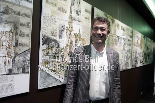Deutsche Architekt und Künstler Dr. Thomas Schriefers gastiert mit seiner Ausstellung 