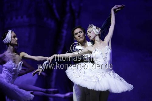 Das Russische Nationalballett aus Moskau gastiert mit Peter Iljitsch Tschaikowskys Schwanensee in der Lanxess Arena Köln (© Thomas Brill)