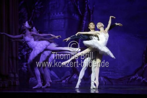 Das Russische Nationalballett aus Moskau gastiert mit Peter Iljitsch Tschaikowskys Schwanensee in der Lanxess Arena Köln (© Thomas Brill)