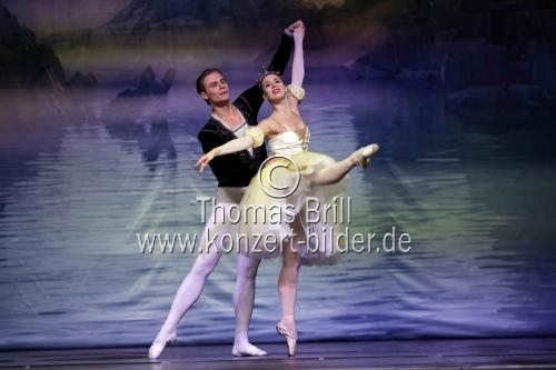 Das Russische Nationalballett aus Moskau gastiert mit Peter Iljitsch Tschaikowskys Schwanensee in der Lanxess Arena Köln (© Thomas Brill)