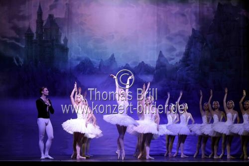 Das Russische Nationalballett aus Moskau gastiert mit Peter Iljitsch Tschaikowskys Schwanensee in der Lanxess Arena Köln (© Thomas Brill)