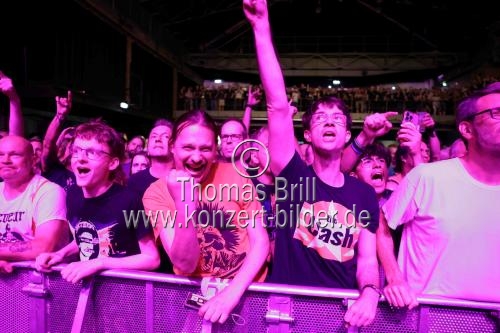 Englische Punkrock-Band Sex Pistols gastiert auf ihrer 
