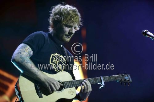Britische Singer-Songwriter Ed Sheeran gastiert auf seiner 