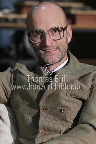 Deutsche Theaterregisseur Clemens Sienknecht im Interview über das Stück 
