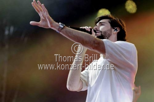 Spanisch-deutscher Popsänger Álvaro Soler gastiert auf seiner 