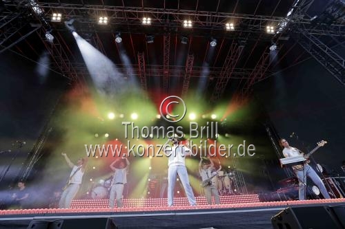 Spanisch-deutscher Popsänger Álvaro Soler gastiert auf seiner 