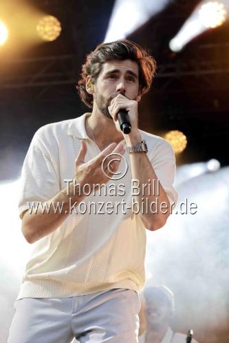 Spanisch-deutscher Popsänger Álvaro Soler gastiert auf seiner 
