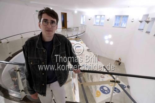 Deutsche Künstler Johannes Specks gastiert mit seiner Ausstellung „Bombogenese“ vom 02. Juli bis 22. August 2020 in der artothek Köln (&copy; Thomas Brill)