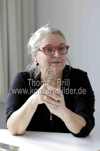 Künstlerische Leiterin Jutta Staerk im Interview bezüglich ihres 16 jährigen Engagement am COMEDIA Theater Köln (&copy; Thomas Brill)