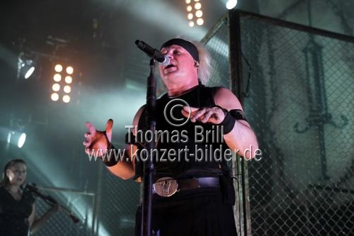 Folk- und Mittelalter-Metal-Band Subway To Sally gastiert auf ihrer 