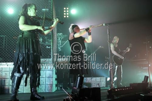 Folk- und Mittelalter-Metal-Band Subway To Sally gastiert auf ihrer 