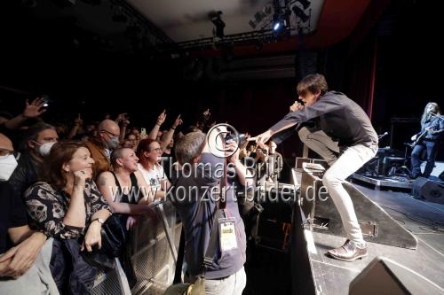 Britische Britpop-Rock-Band Suede gastiert auf ihrer 