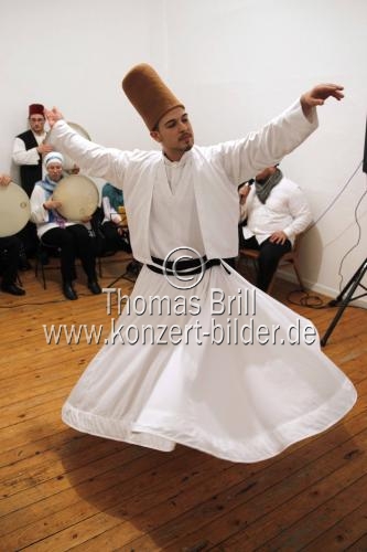 Sufi Ensemble Rabbaniyya gastiert mit ihrem Programm 