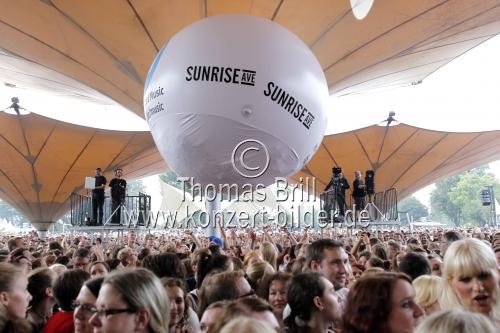 Finnische Rock-Band Sunrise Avenue gastiert auf ihrer 