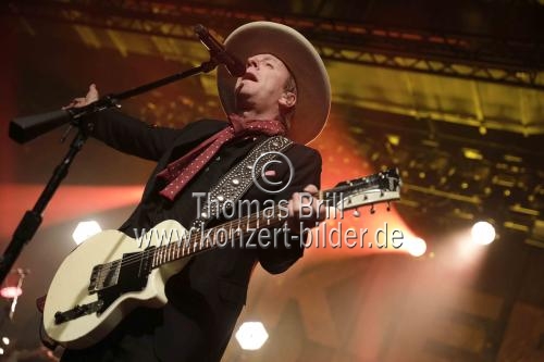 Kanadischer Musiker Kiefer Sutherland gastiert auf seiner 