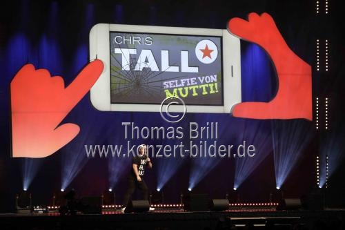 Deutscher Stand-up-Comedian Chris Tall gastiert mit seinem Programm 