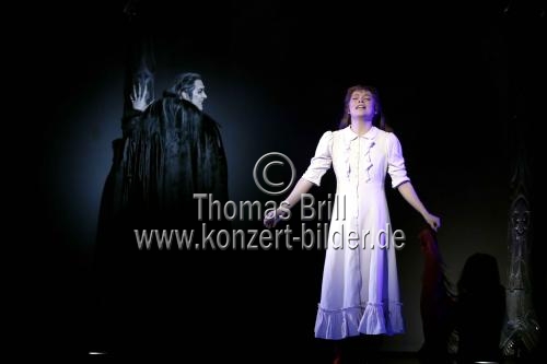 Deutschsprachiges Musical Tanz der Vampire gastiert vom 14. Februar bis 29. September 2018 im Musical Dome Köln (© Thomas Brill)