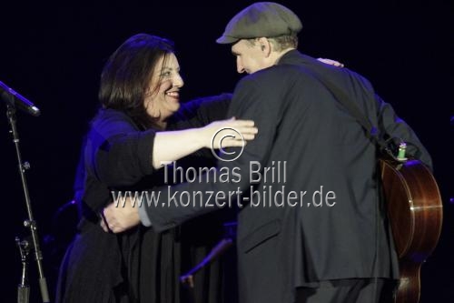 Amerikanischer Folkrock-Sänger James Taylor gastiert auf seiner 