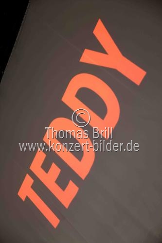 Deutsche Komiker Teddy Teclebrhan gastiert mit seinem Neuen Programm in der Lanxess-Arena Köln (&copy; Thomas Brill)