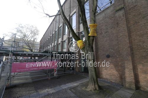 Die Ausstellung „Textile Baumskulpturen – Urbane Zeichen“ des Künstlerpaars Barbara Esser und Wolfgang Horn gastiert vom 26. Februar bis Oktober 2026 im Museum für Angewante Kunst in Köln (&copy; Thomas Brill)
