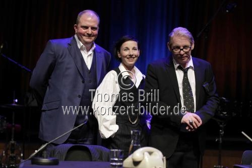 Jrg Thadeusz, Meret Becker und Ben Becker sowie Annette Marquard bei der grosse lit.COLOGNE Gala in der Philharmonie Kln (&copy; Thomas Brill)