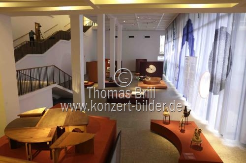 Die Ausstellung „The Circle - The most iconic shape redesigned“ gastiert vom 17. Januar – 24. April 2022 im Museum für Angewante Kunst in Köln (&copy; Thomas Brill)