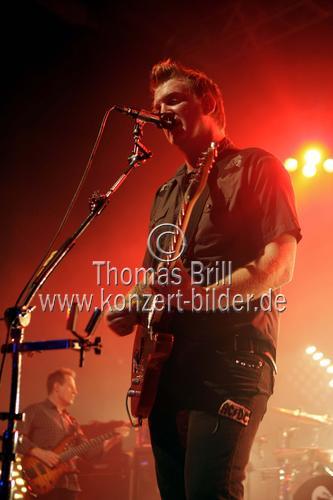 Amerikanische Hard-Rock-Supergroup Them Crooked Vultures gastiert auf ihrer 