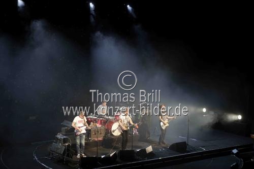 Deutsche Indie-Rock-Band Tocotronic gastiert im Rahmen des c/o pop Festival 2019 auf ihrer 