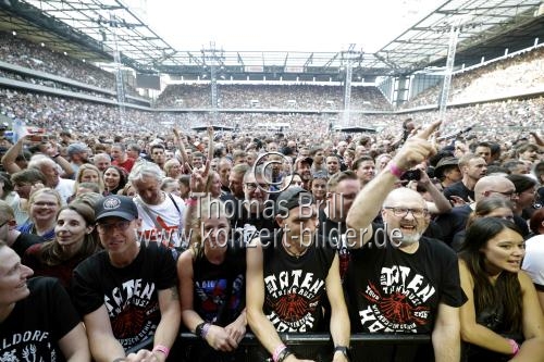 Deutsche Rock-Band Die Toten Hosen gastiert auf ihrer 