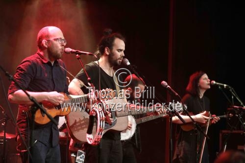 Internationales Musikprojekt Tour Of Tours gastiert auf ihrer 